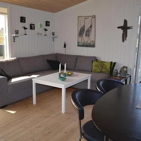 Three Bedroom Holiday In Hvide Sande