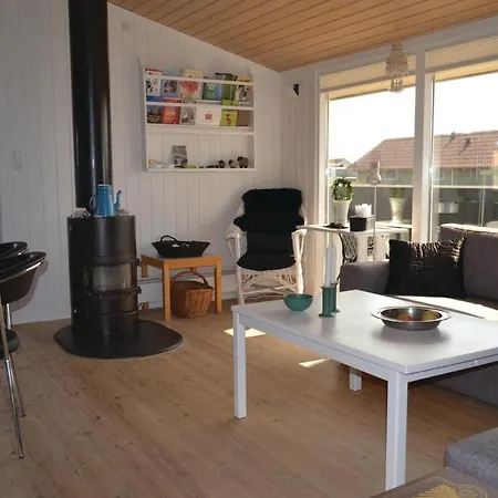 Vakantiehuis Three Bedroom Holiday In Hvide Sande Bjerregård